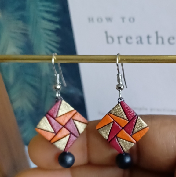 Geometric Clay Earrings - Picture 7 of 7